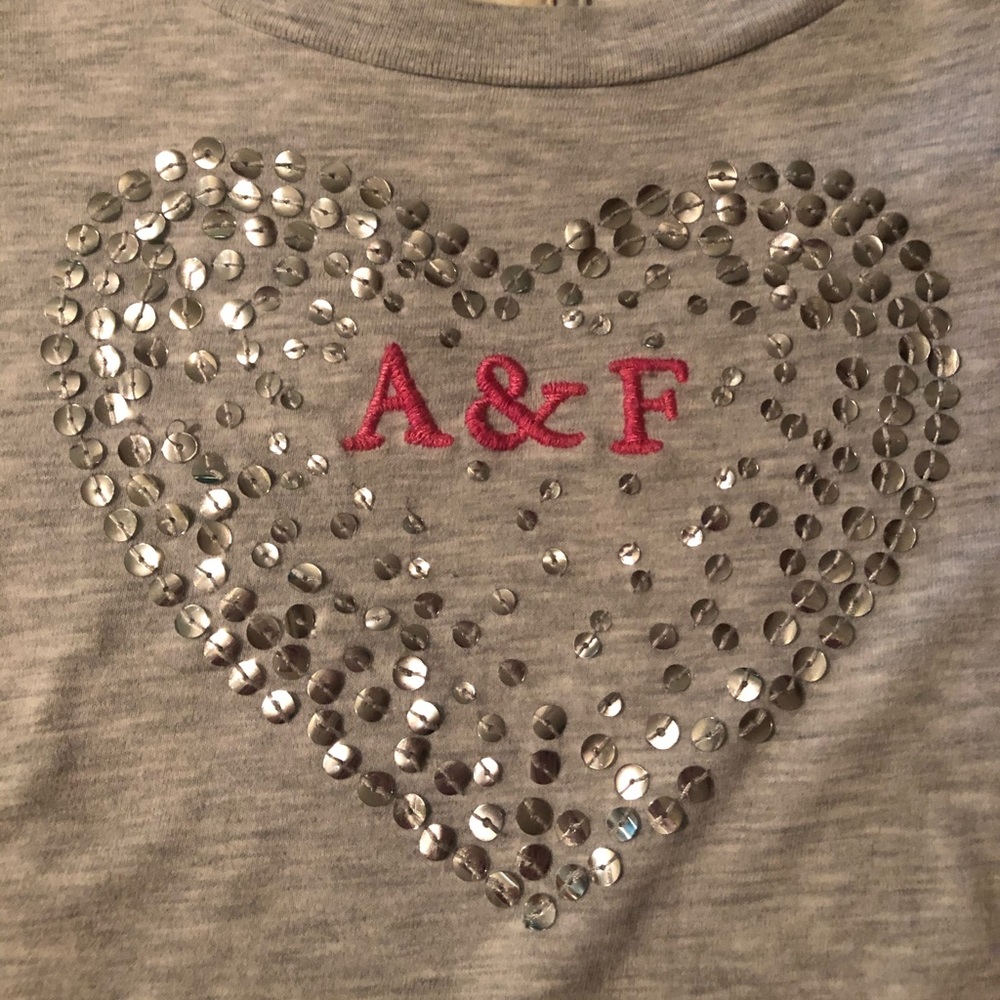 Women’s Abercrombie Fitch T Shirt Gray